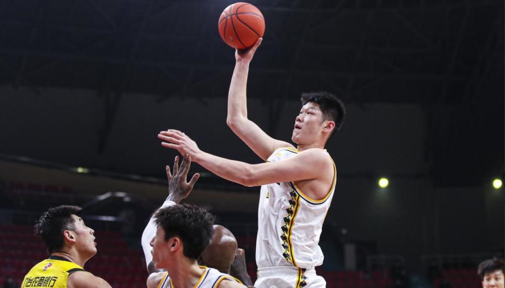 他表示因为这么久还有人在说抄袭，才出面回应。